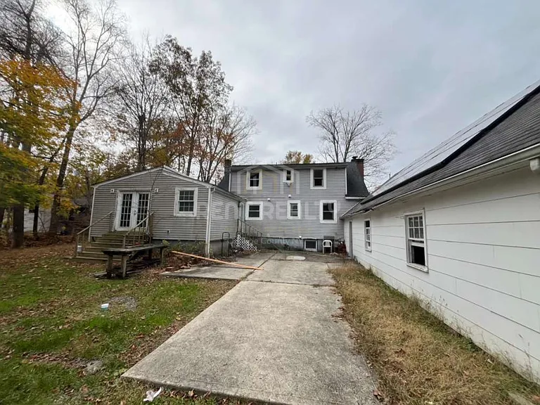 33 Hudson Rd — Photo 12