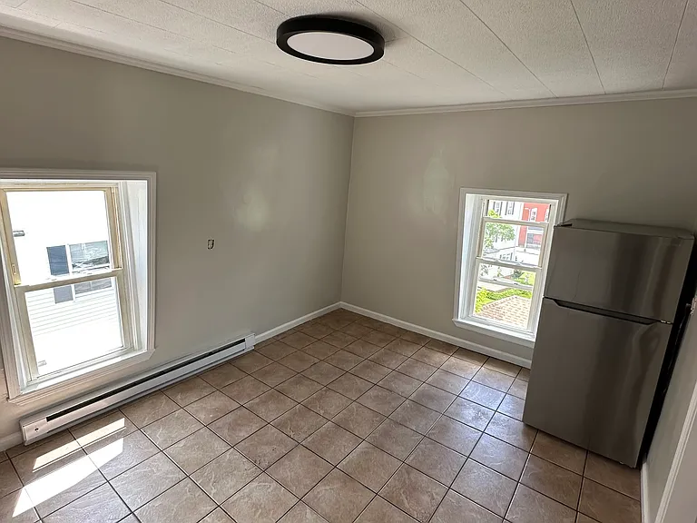 3 Forest St #3 — Photo 3