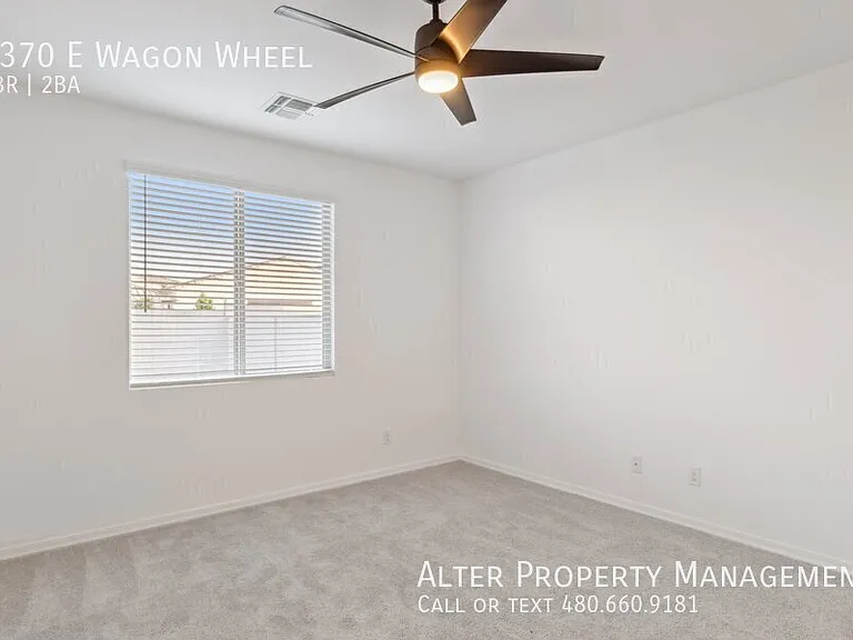 2370 E Wagon Wheel Ln — Photo 20