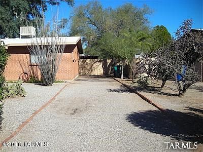 3rd image of 2605 E Lee St