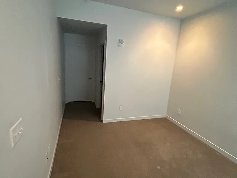 1300 N Ogden St #202 — Photo 6