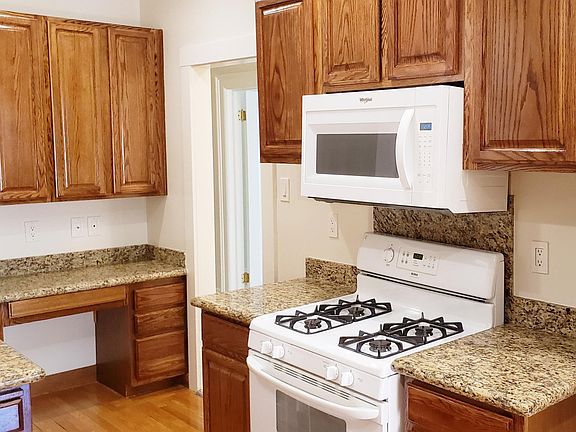 4th image of 1800 Franklin St APT 308