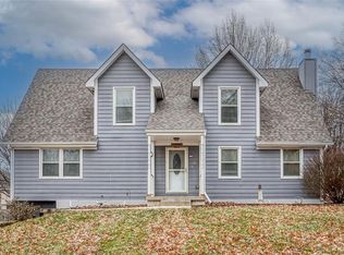 220 NW Eastwood Dr, Blue Springs, MO 64014