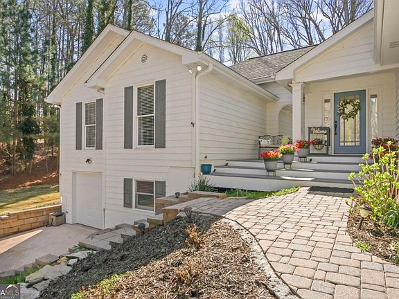 5th image of 3420 Chattahoochee Rd