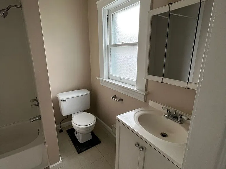 51 Rutgers St #8 — Photo 12