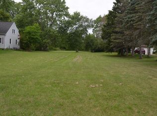 9201 S Nicholson Rd, Oak Creek, WI 53154