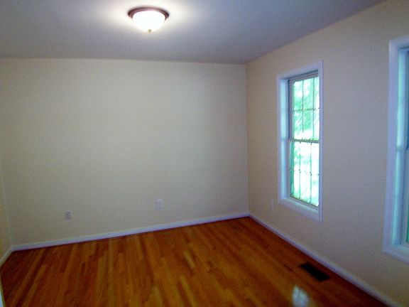 5th image of 10207 Chesdin Park Dr