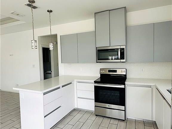 5th image of 2203 S Pamplona St #1
