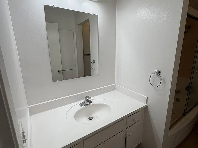 The Franciscan Apartments — Photo 21
