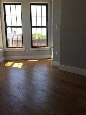 Rented by P Management | media 16