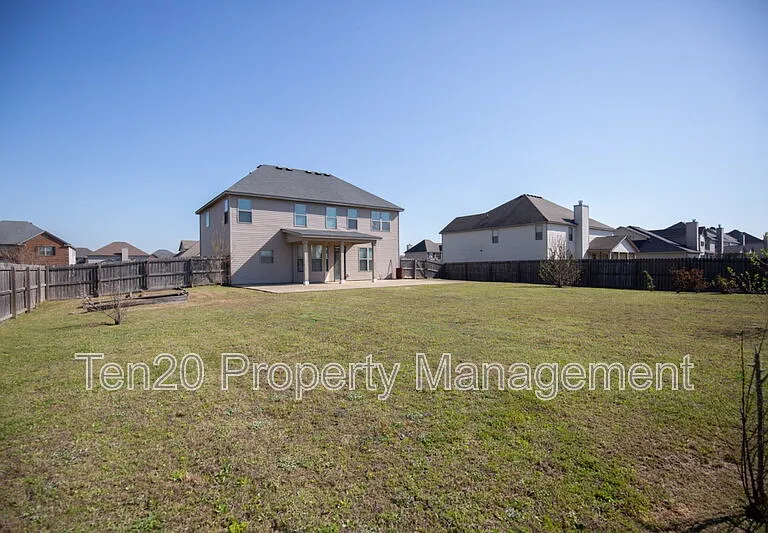 24 Sword St — Photo 2