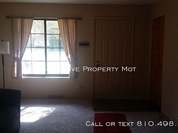 2nd image of 3457 Saxon St