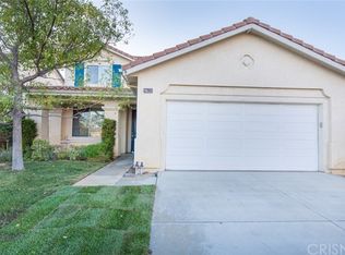22963 Raintree Ln, Saugus, CA 91390