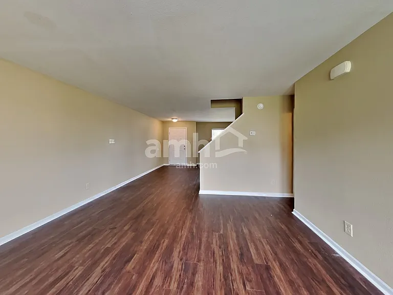 2361 Blackthorn Dr — Photo 6