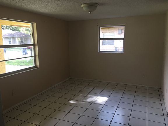 4th image of 1207 E 108th Ave