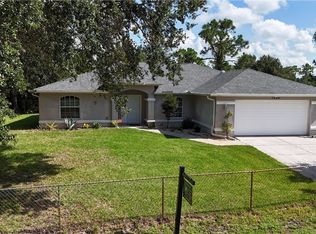 1025 Iris St E, Lehigh Acres, FL 33974
