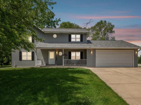 3901 South Kolupar LANE, New Berlin, WI 53151