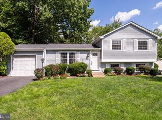 5719 Oak Apple Ct, Burke, VA 22015