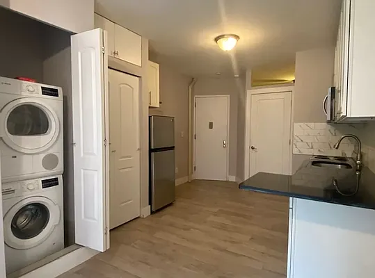 Rented by REAL New York | media 24