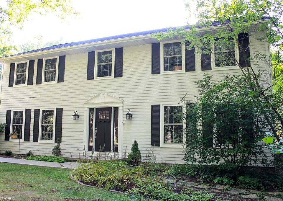 1st image of 14250 Sweetbriar Ln