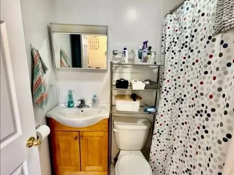 93 Endicott St #2 — Photo 8