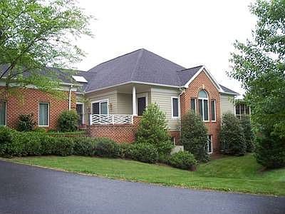 1st image of 15 Sixty West Dr