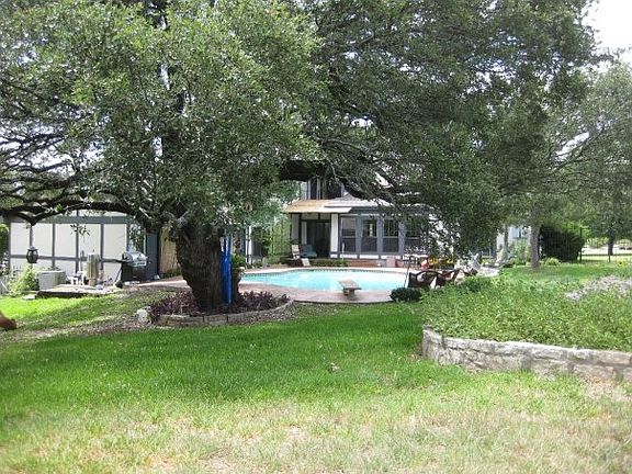 2nd image of 4102 Chert Dr