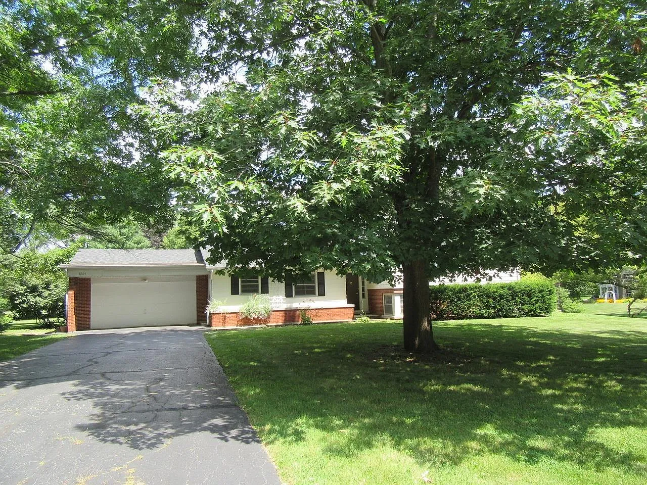 3264 Monticello Ln photo 1
