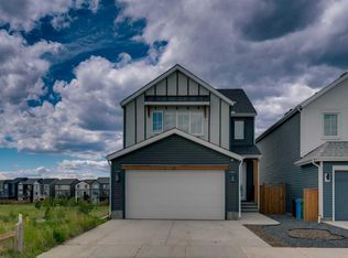 23 E Savoy Ter SE, Calgary, AB T3S 0C6