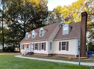 33227 Pinecrest Dr, Boykins, VA 23827