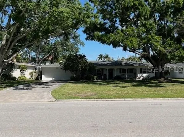 568 W Davis Blvd, Tampa, FL 33606