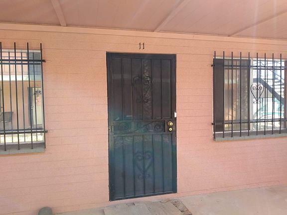 4th image of 1031 N Holly Ave Unit 11