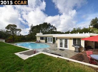 221 La Espiral, Orinda, CA 94563