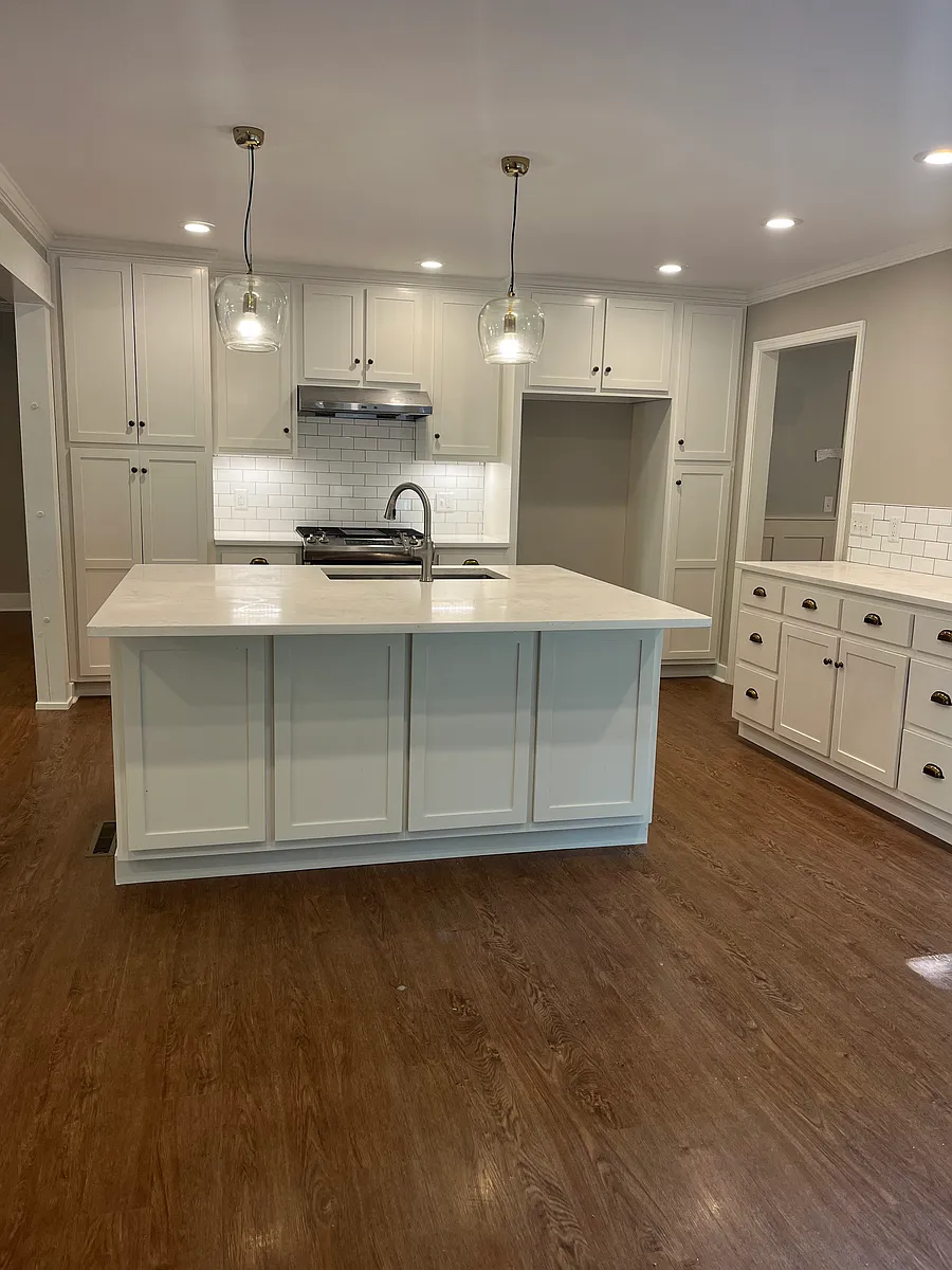 Building Photo - 509 Castlewood Trl