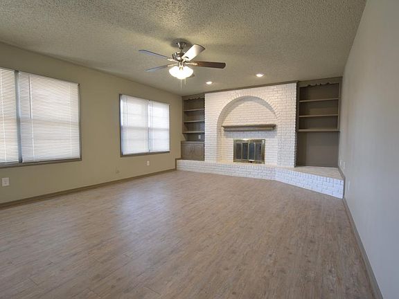 2nd image of 4940 7th St