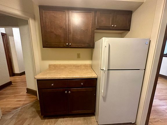 5th image of 1420 E Capitol Dr APT 305