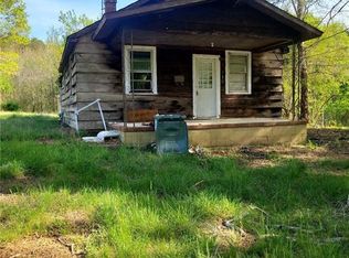 732 Friendly Rd, Eden, NC 27288