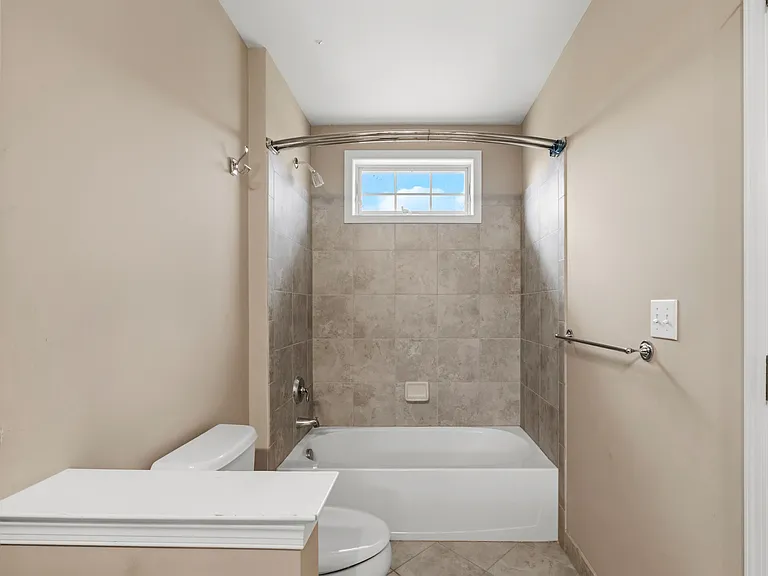 50738 Calvert Isle Dr — Photo 24