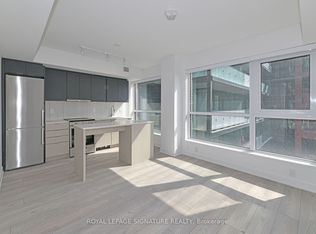 8 Tippett Rd #319-C06, Toronto, ON M3H 0E7