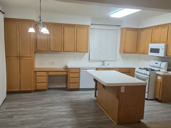 6458 Cormorant Cir, Rocklin, CA 95765