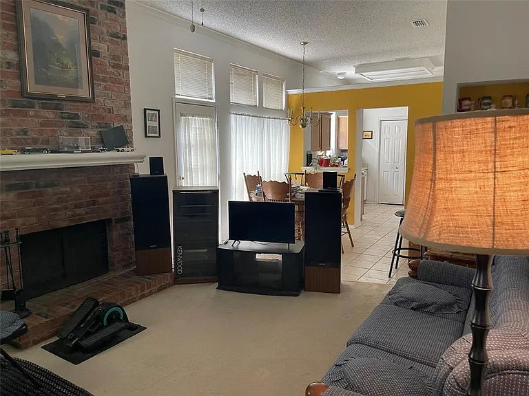 1330 Overlook Dr — Photo 9