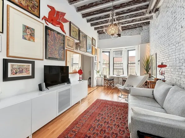 208 W 119th St APT 5H, New York, NY 10026