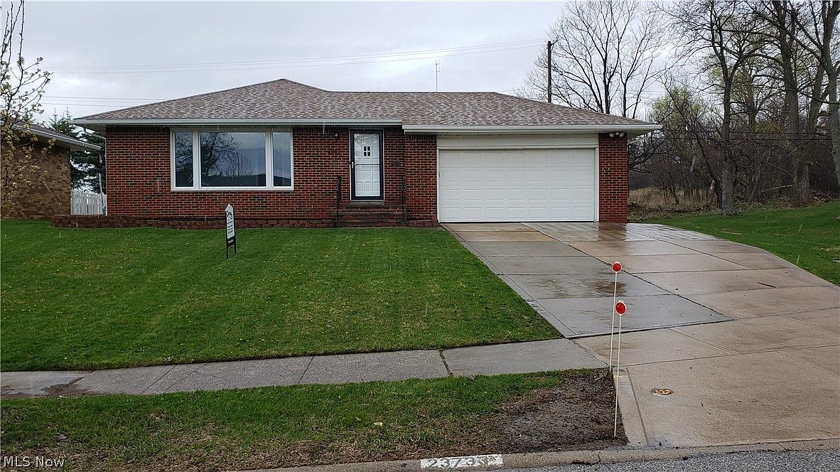 23733 Shurmer Dr, Warrensville Heights, OH 44128 Zillow