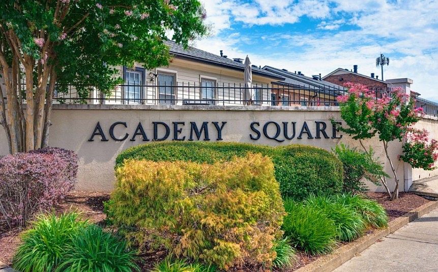 1st image of 102 Academy Sq Unit 102