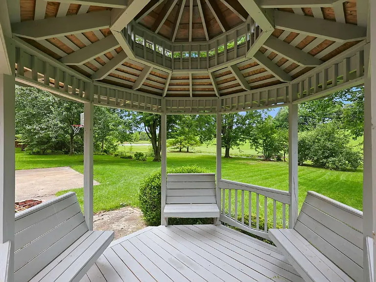 3237 Mantilla Dr — Photo 38