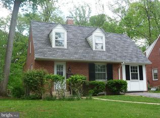 907 Adana Rd, Pikesville, MD 21208