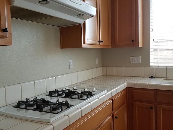 Gas stovetop