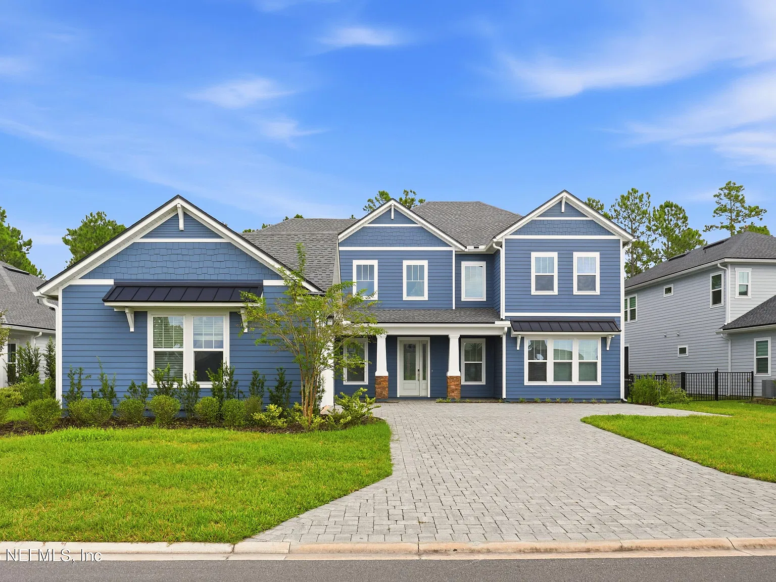 6 bed, 5.0 bath, 4390 sqft, $5,699 — Photo 1