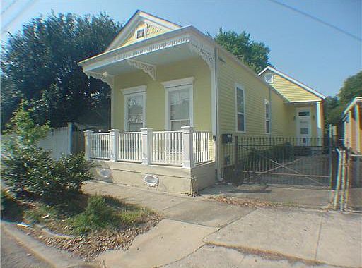 1st image of 7820 Oak St
