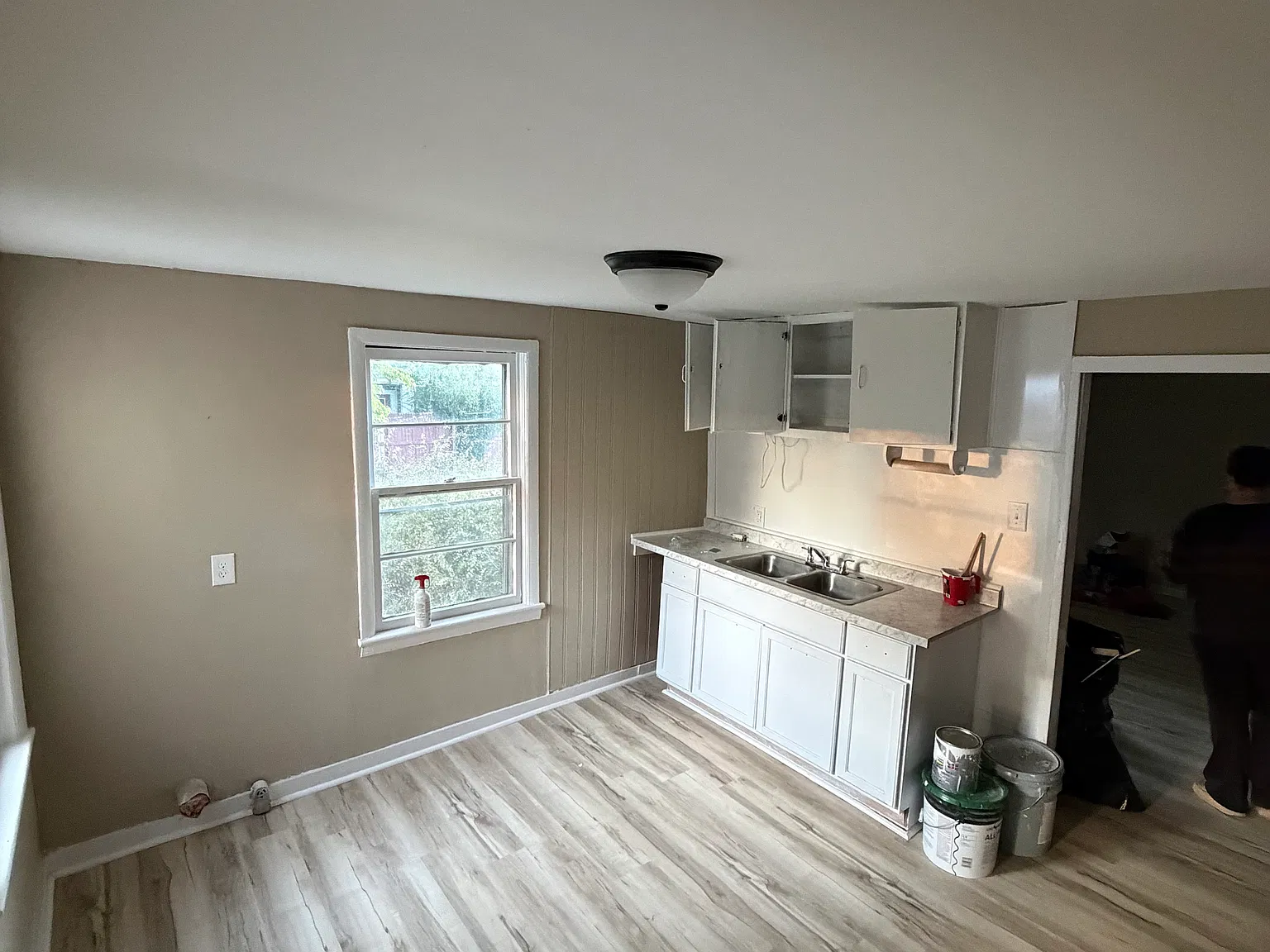 1 bed, 800 sqft, $1,250 — Photo 2
